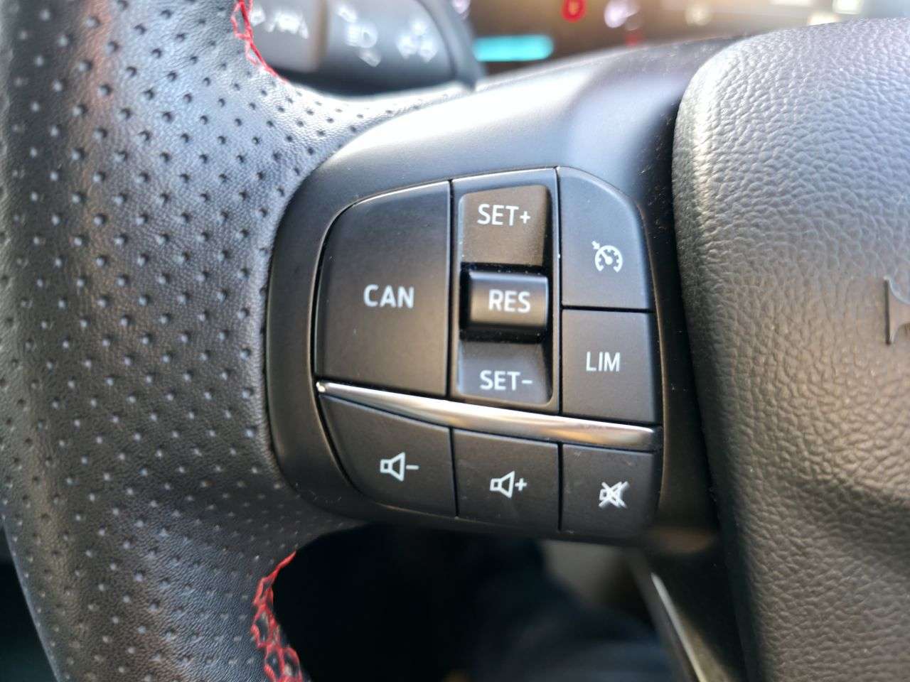 2022 FORD FOCUS 2022 FORD FOCUS