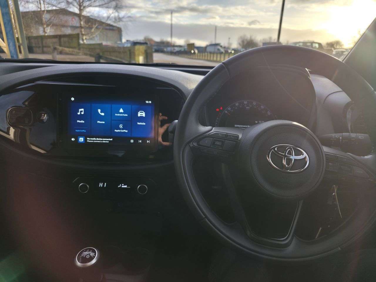 2024 TOYOTA AYGO X 2024 TOYOTA AYGO X