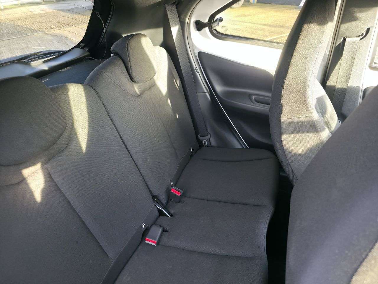 2024 TOYOTA AYGO X 2024 TOYOTA AYGO X