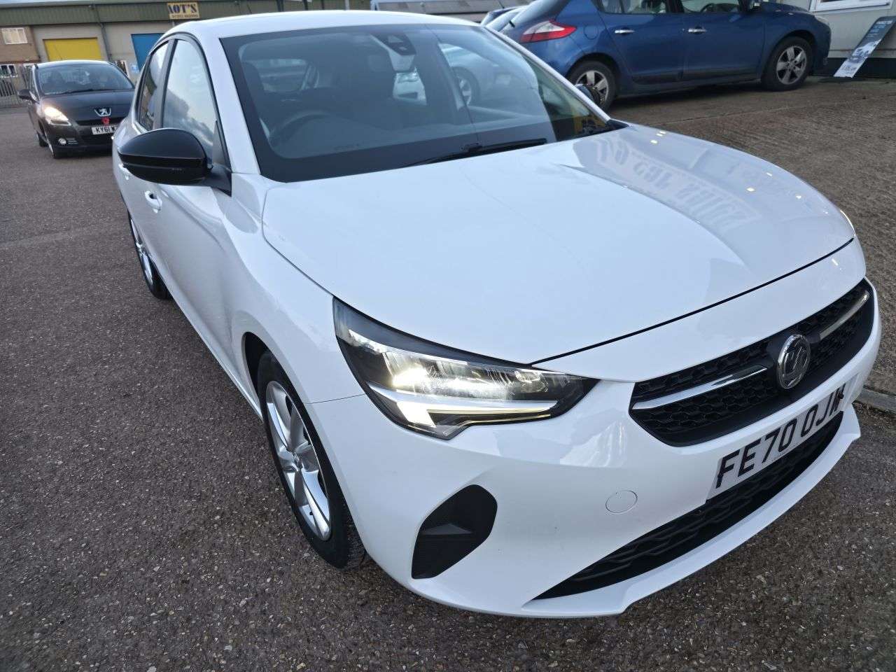 A 2020 VAUXHALL CORSA 1.2 Turbo SE Hatchback 5dr Petrol Manual Euro 6 (s/s) (100 ps) A 2020 VAUXHALL CORSA 1.2 Turbo SE Hatchback 5dr Petrol Manual Euro 6 (s/s) (100 ps)