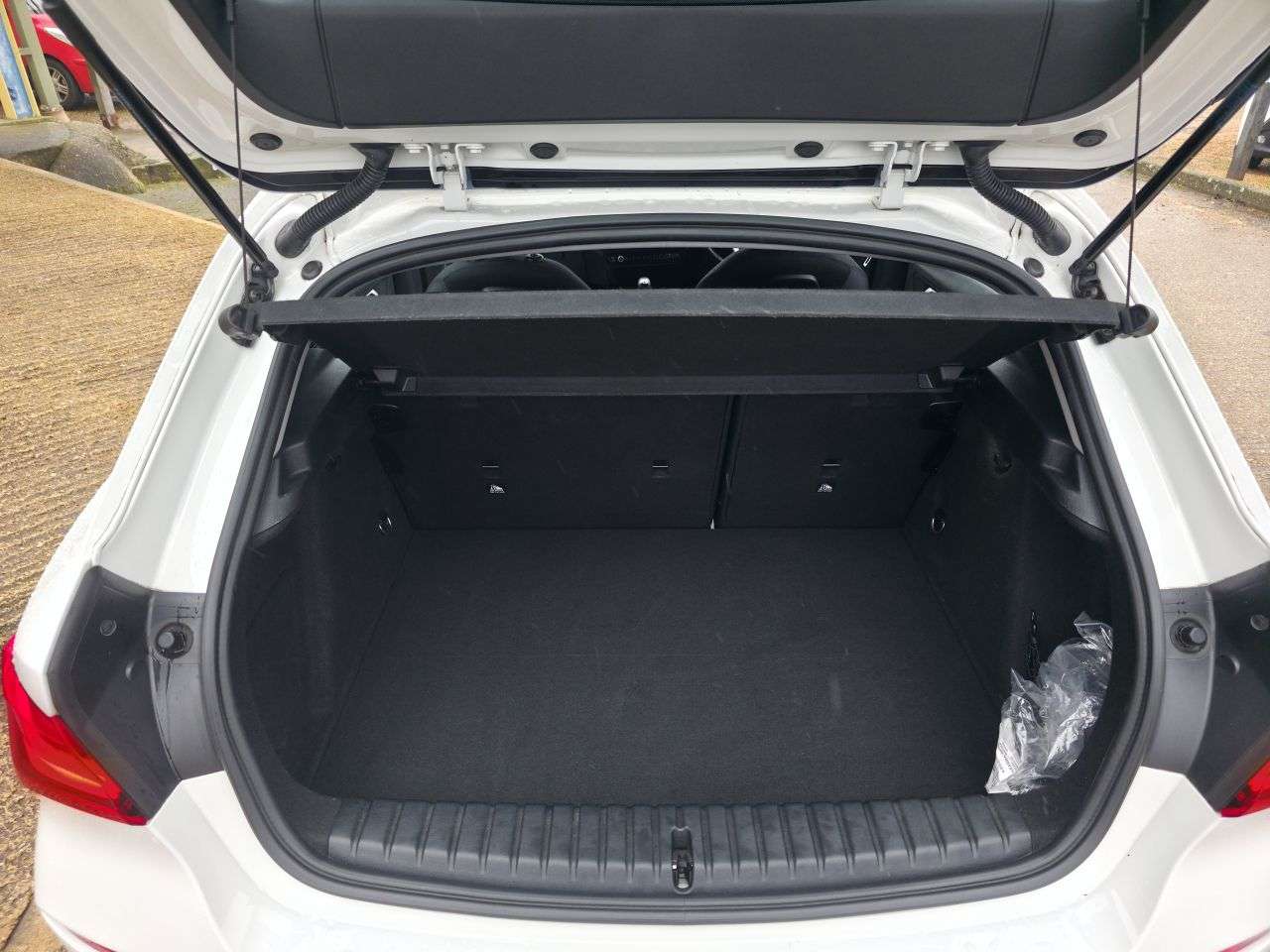 2021 BMW 1 SERIES 2021 BMW 1 SERIES