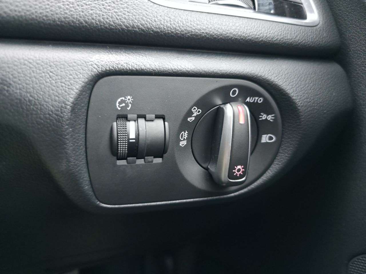 2017 AUDI Q3 2017 AUDI Q3