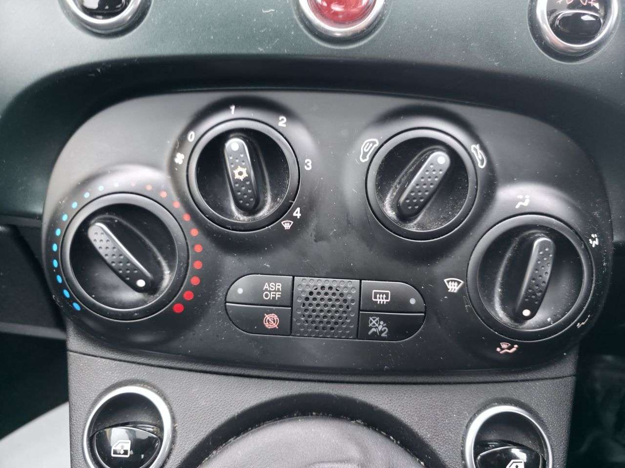 2020 FIAT 500 2020 FIAT 500