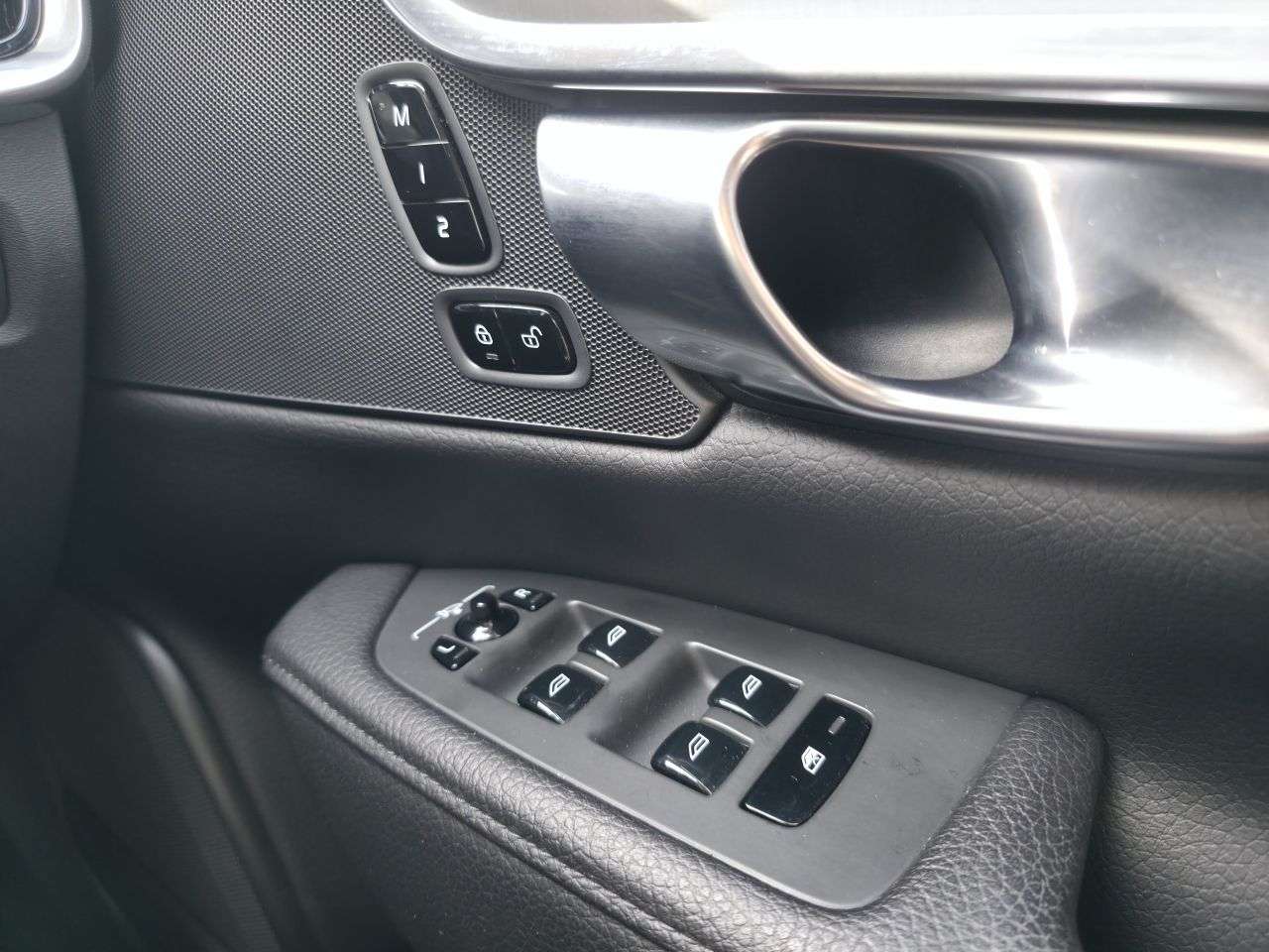 2020 VOLVO S90 2020 VOLVO S90