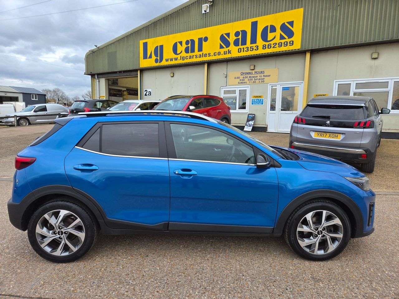 A 2022 KIA STONIC 1.0 T-GDi MHEV GT-Line SUV 5dr Petrol Hybrid Manual Euro 6 (s/s) (118 bhp) A 2022 KIA STONIC 1.0 T-GDi MHEV GT-Line SUV 5dr Petrol Hybrid Manual Euro 6 (s/s) (118 bhp)