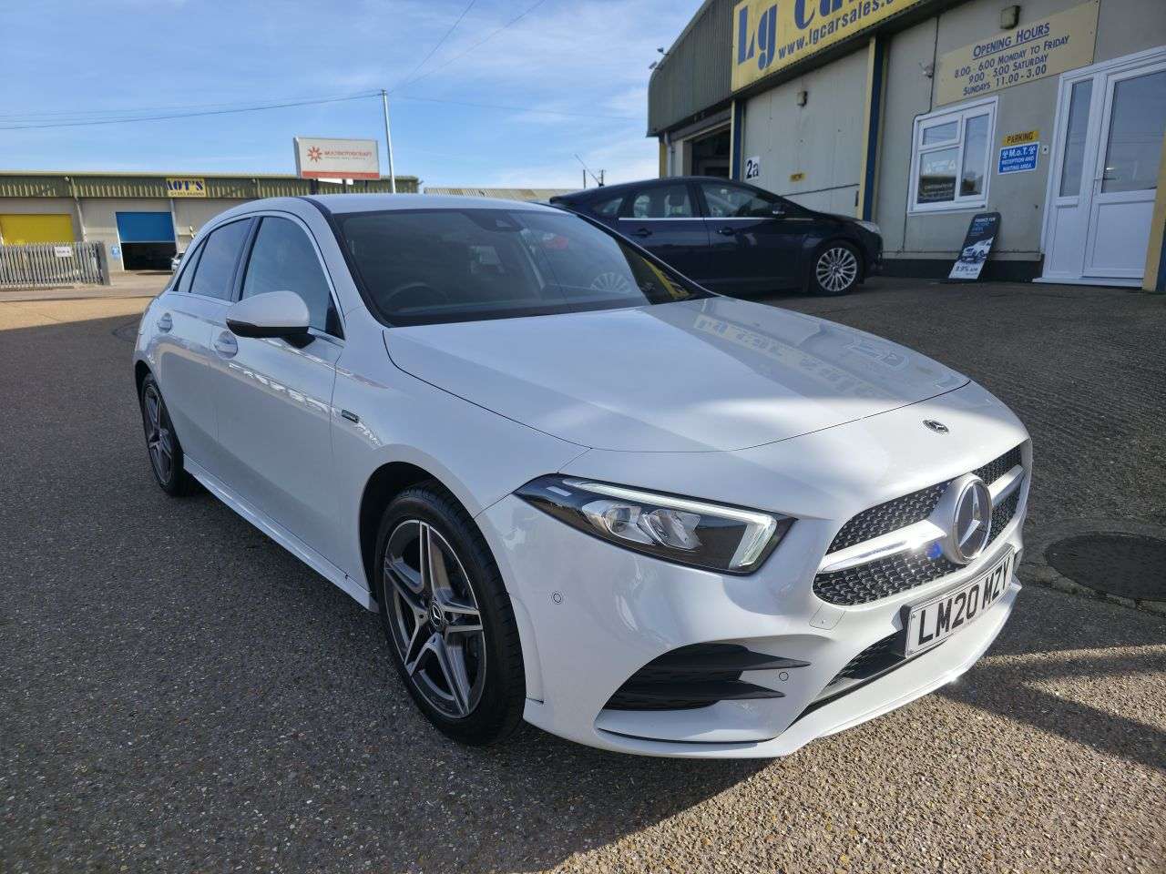 A 2020 MERCEDES-BENZ A-CLASS 1.3 A250e 15.6kWh AMG Line (Executive) Hatchback 5dr Petrol Plug-in Hybrid A 2020 MERCEDES-BENZ A-CLASS 1.3 A250e 15.6kWh AMG Line (Executive) Hatchback 5dr Petrol Plug-in Hybrid
