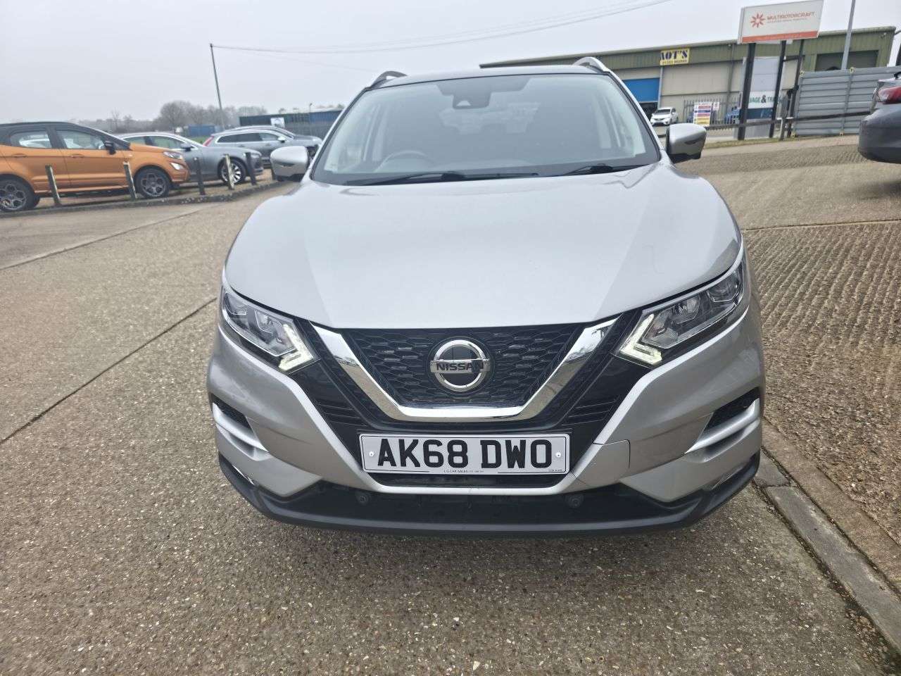 A 2018 NISSAN QASHQAI 1.5 dCi N-Connecta SUV 5dr Diesel Manual Euro 6 (s/s) (115 ps) A 2018 NISSAN QASHQAI 1.5 dCi N-Connecta SUV 5dr Diesel Manual Euro 6 (s/s) (115 ps)