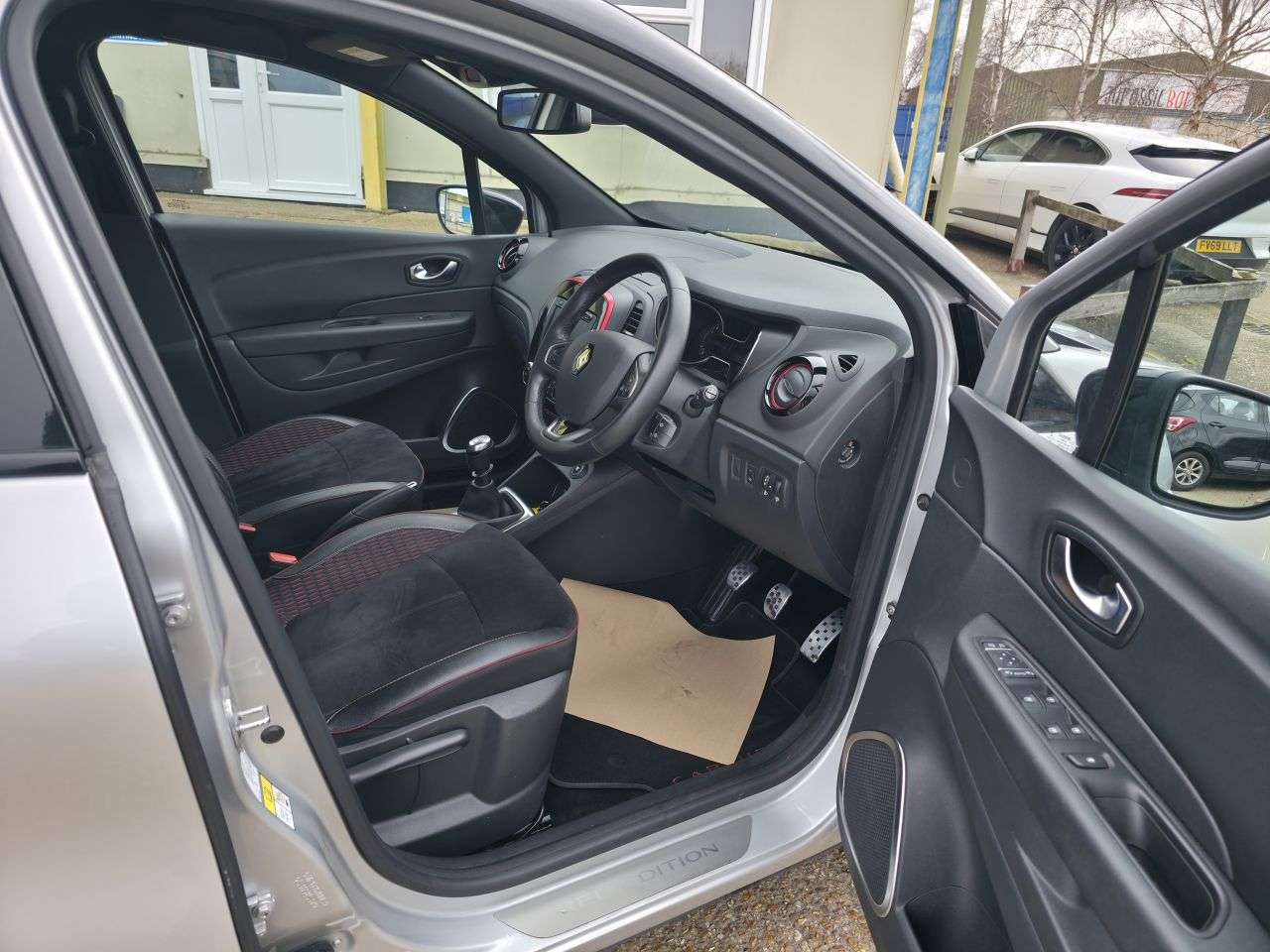 2019 RENAULT CAPTUR 2019 RENAULT CAPTUR