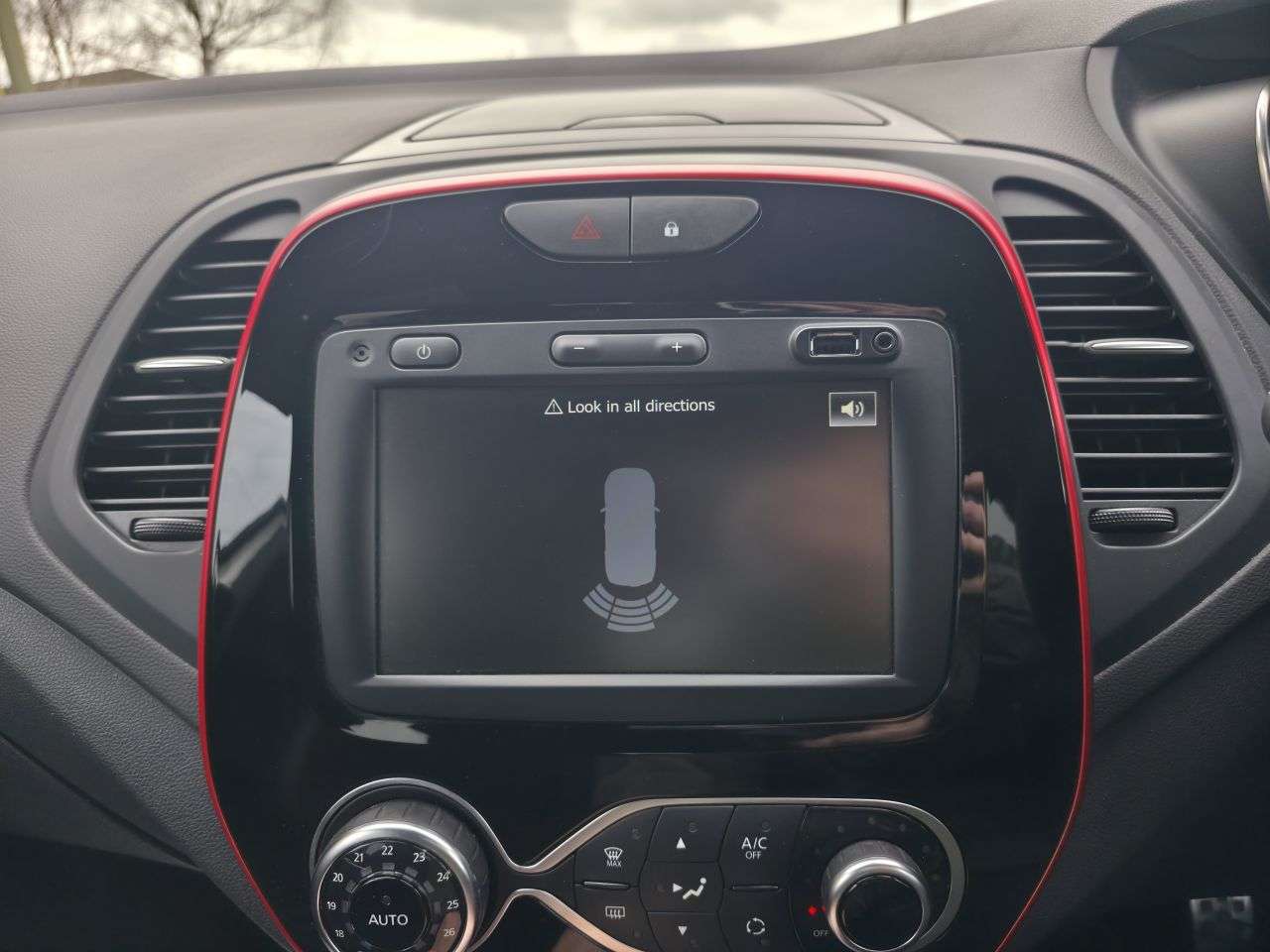 2019 RENAULT CAPTUR 2019 RENAULT CAPTUR