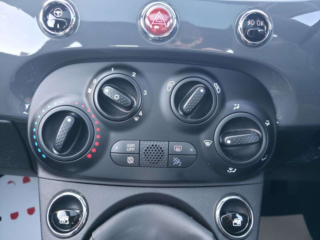 2020 FIAT 500 2020 FIAT 500