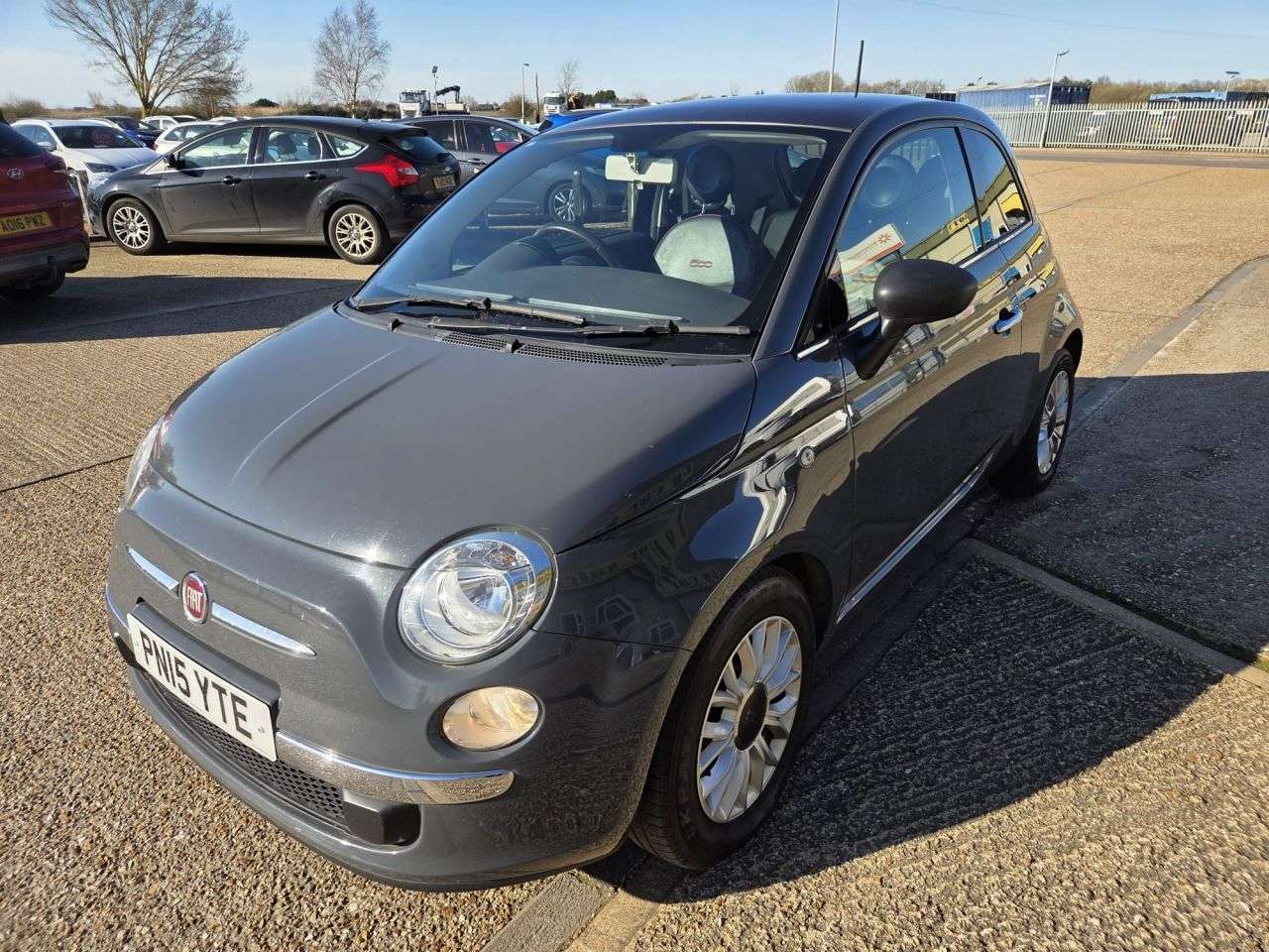 A 2015 FIAT 500 1.2 Lounge Hatchback 3dr Petrol Manual Euro 6 (s/s) (69 bhp) A 2015 FIAT 500 1.2 Lounge Hatchback 3dr Petrol Manual Euro 6 (s/s) (69 bhp)