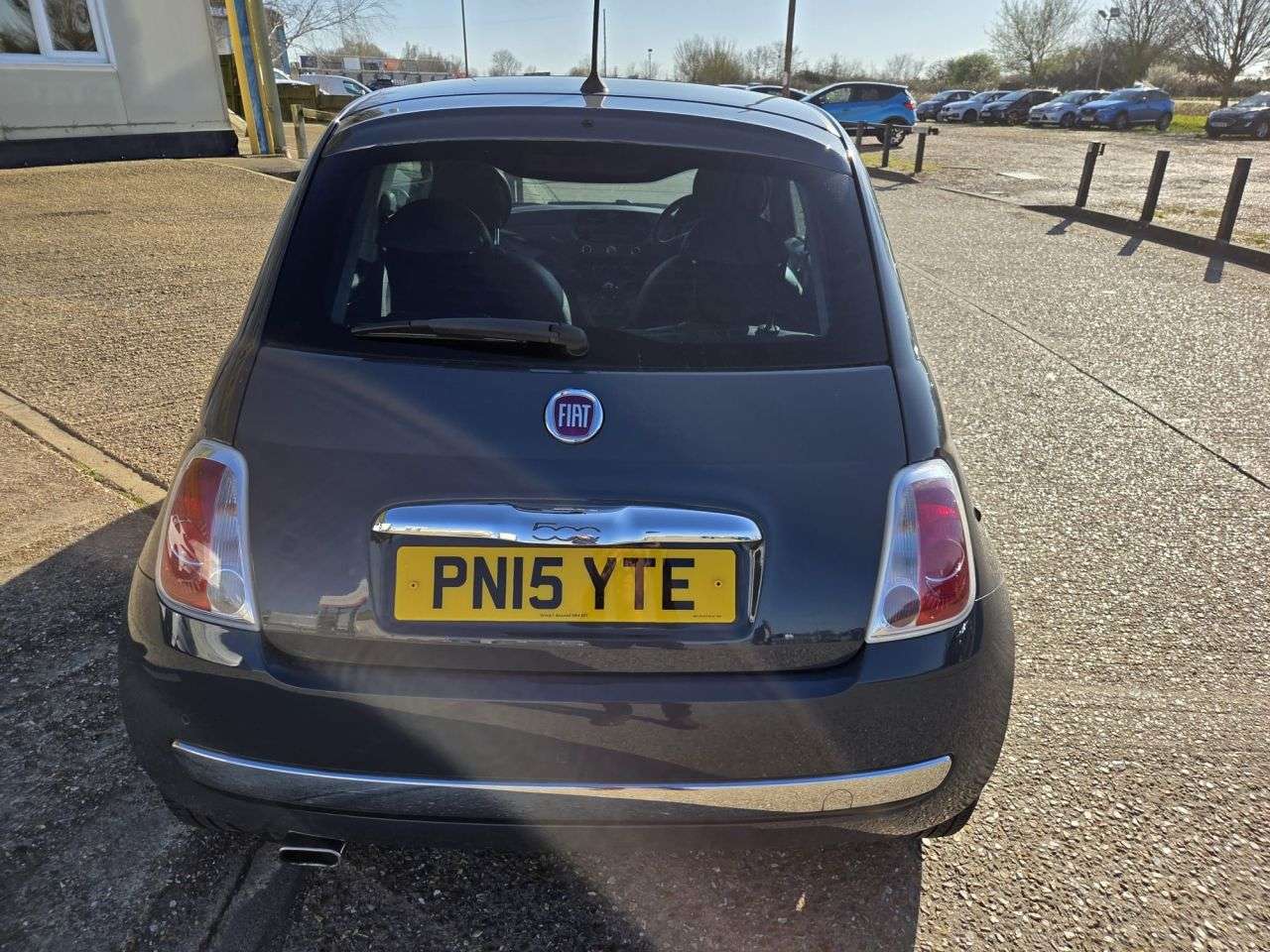 A 2015 FIAT 500 1.2 Lounge Hatchback 3dr Petrol Manual Euro 6 (s/s) (69 bhp) A 2015 FIAT 500 1.2 Lounge Hatchback 3dr Petrol Manual Euro 6 (s/s) (69 bhp)