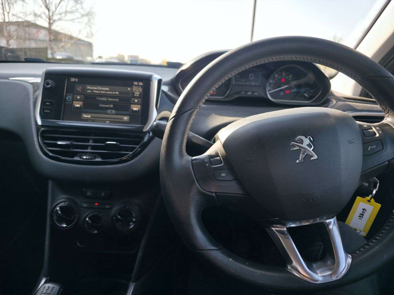 2016 PEUGEOT 2008 2016 PEUGEOT 2008