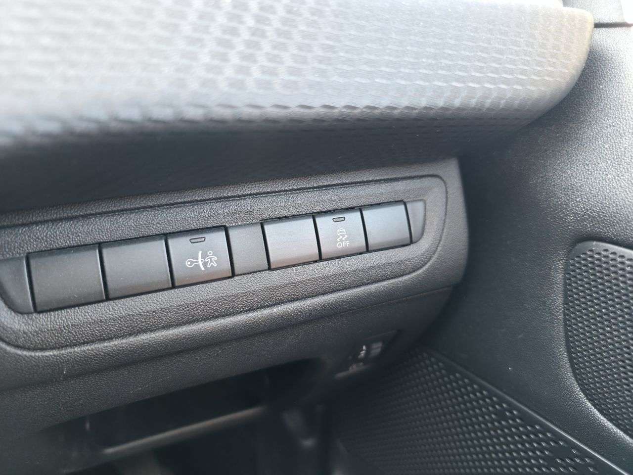 2016 PEUGEOT 2008 2016 PEUGEOT 2008