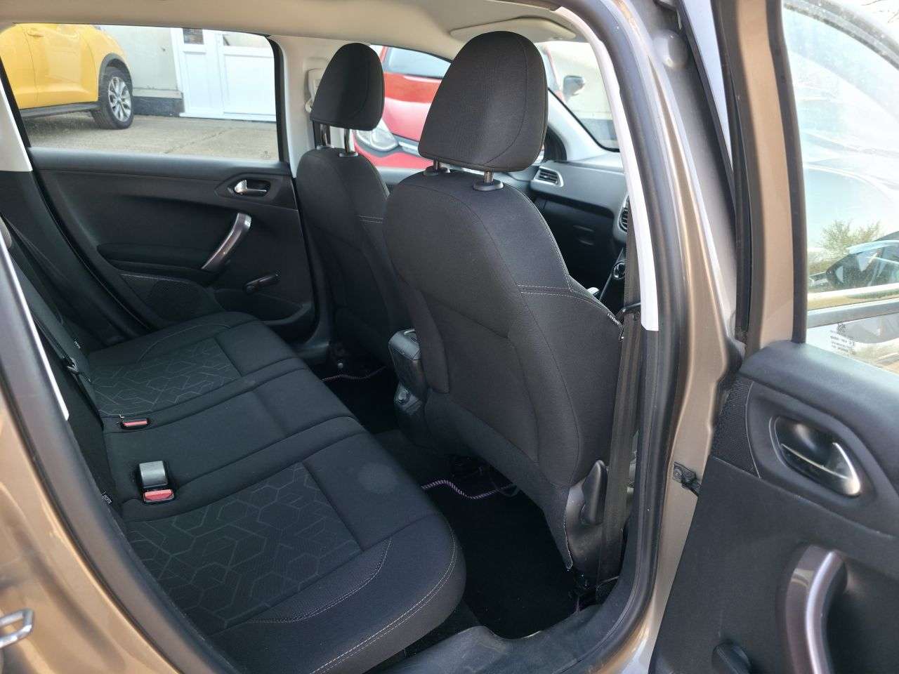 2016 PEUGEOT 2008 2016 PEUGEOT 2008