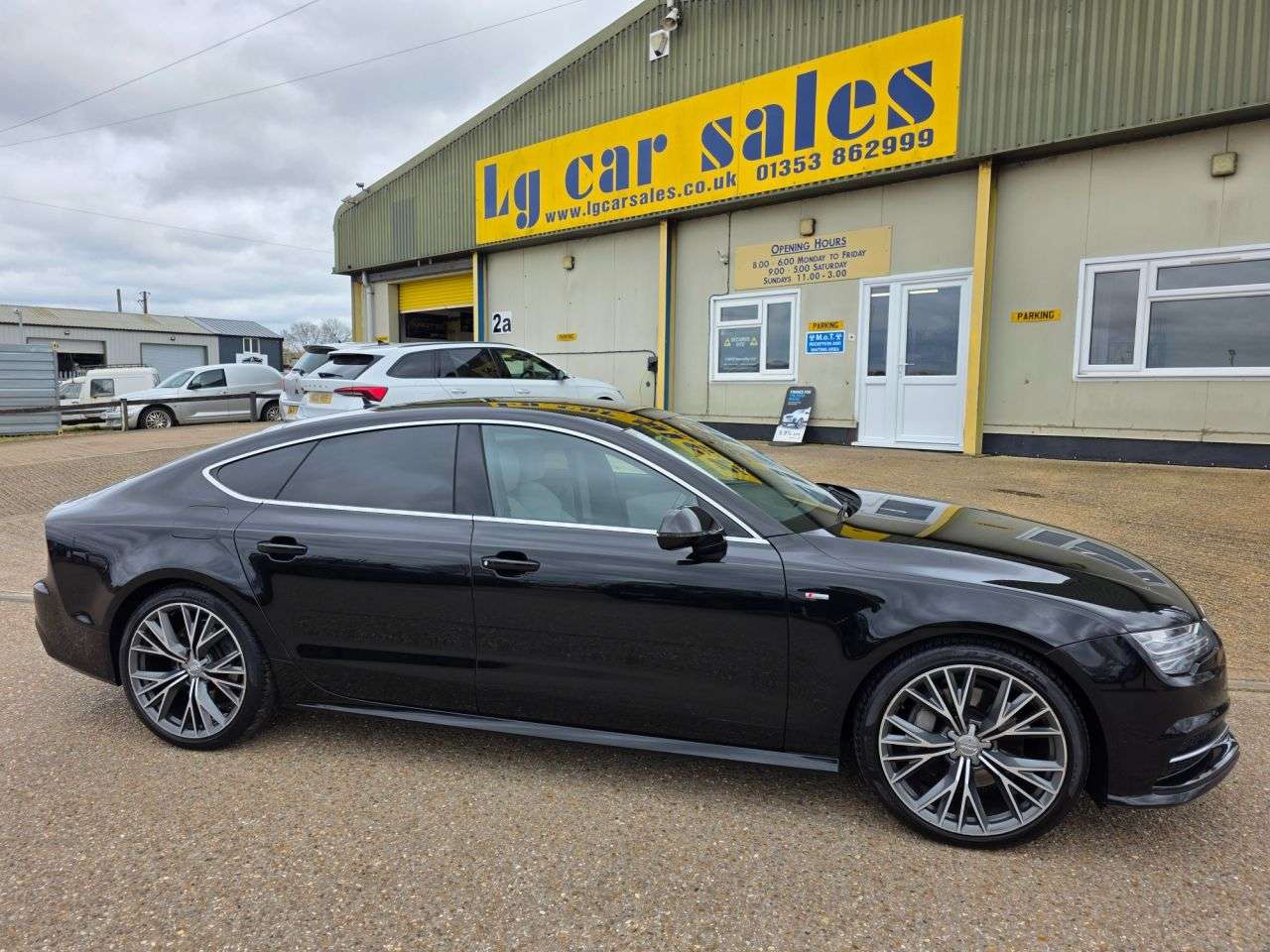A 2016 AUDI A7 3.0 TDI V6 S line Sportback 5dr Diesel S Tronic quattro Euro 6 (s/s) (272 p A 2016 AUDI A7 3.0 TDI V6 S line Sportback 5dr Diesel S Tronic quattro Euro 6 (s/s) (272 p