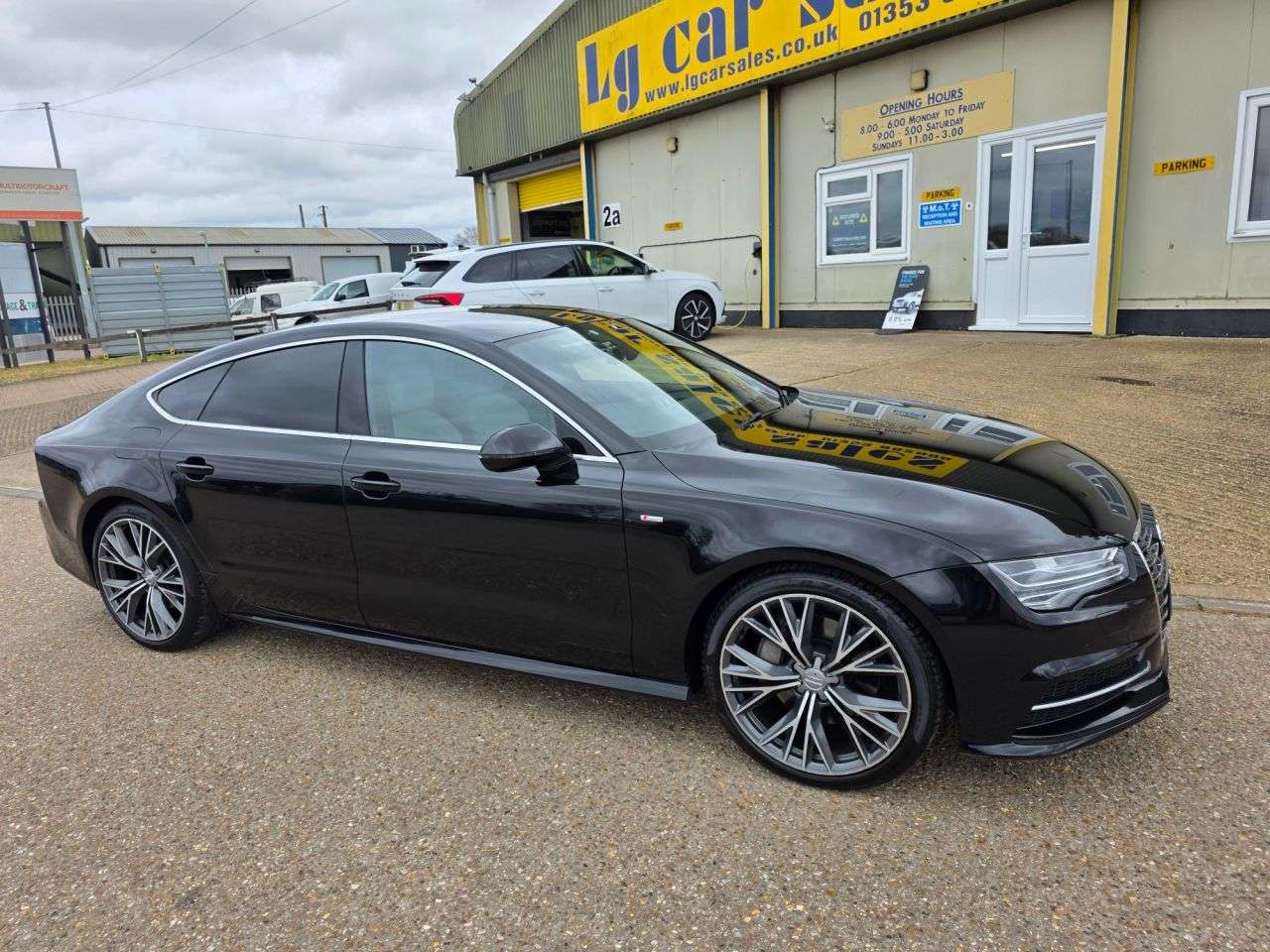 A 2016 AUDI A7 3.0 TDI V6 S line Sportback 5dr Diesel S Tronic quattro Euro 6 (s/s) (272 p A 2016 AUDI A7 3.0 TDI V6 S line Sportback 5dr Diesel S Tronic quattro Euro 6 (s/s) (272 p