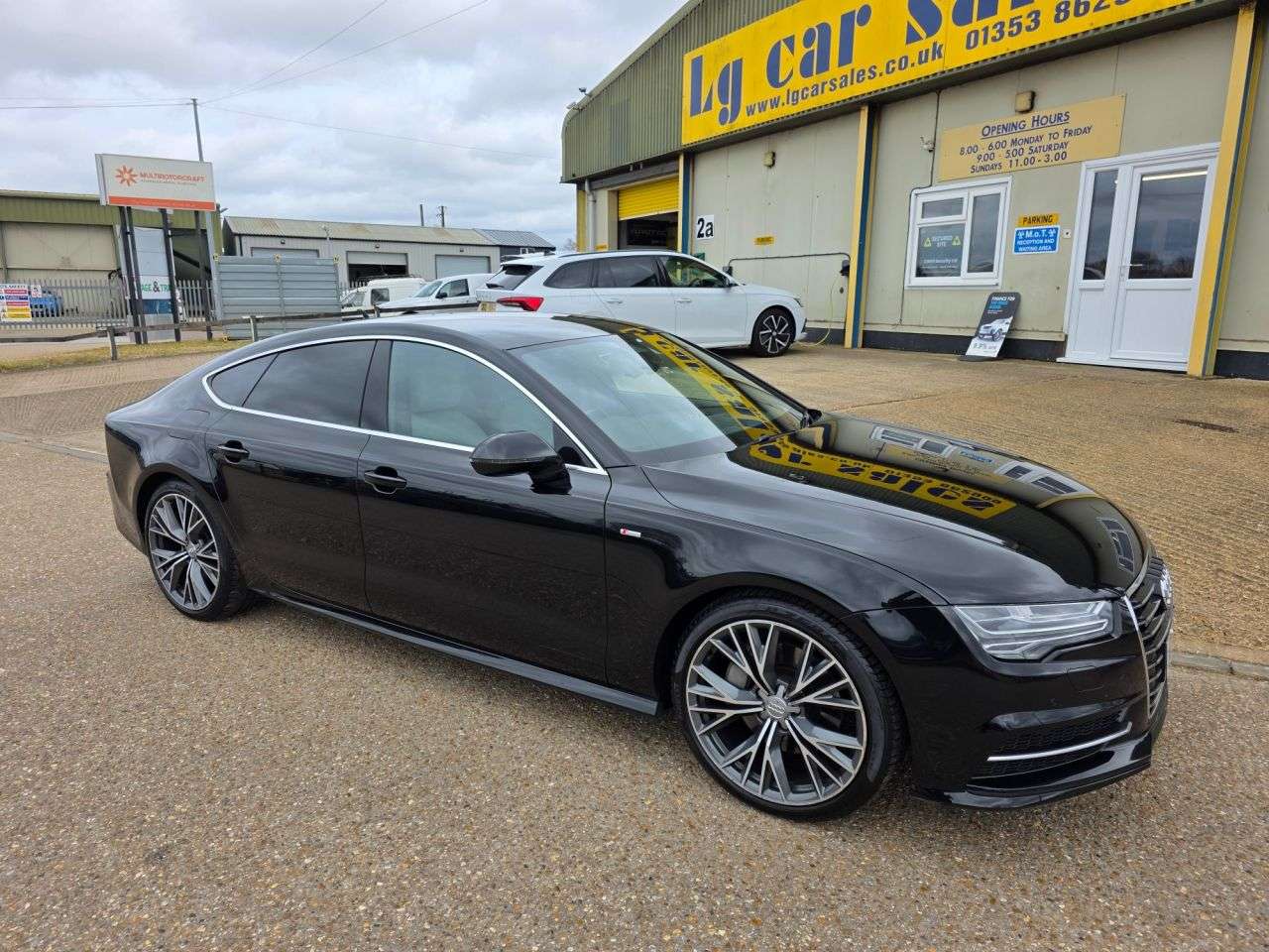 A 2016 AUDI A7 3.0 TDI V6 S line Sportback 5dr Diesel S Tronic quattro Euro 6 (s/s) (272 p A 2016 AUDI A7 3.0 TDI V6 S line Sportback 5dr Diesel S Tronic quattro Euro 6 (s/s) (272 p