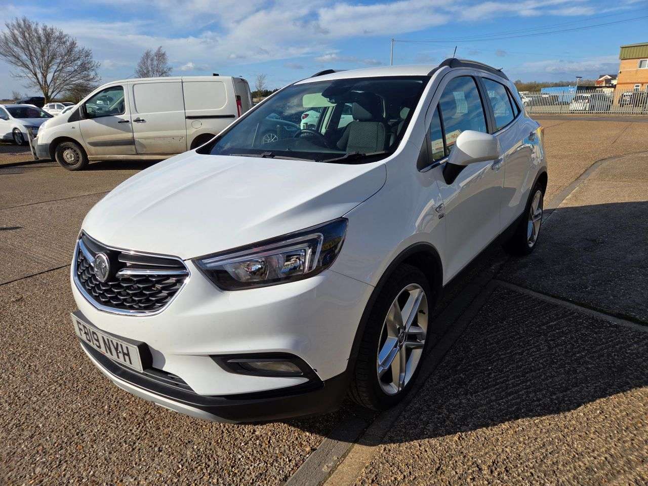 A 2019 VAUXHALL MOKKA X 1.4i Turbo ecoTEC Griffin Plus SUV 5dr Petrol Manual Euro 6 (s/s) (140 ps) A 2019 VAUXHALL MOKKA X 1.4i Turbo ecoTEC Griffin Plus SUV 5dr Petrol Manual Euro 6 (s/s) (140 ps)
