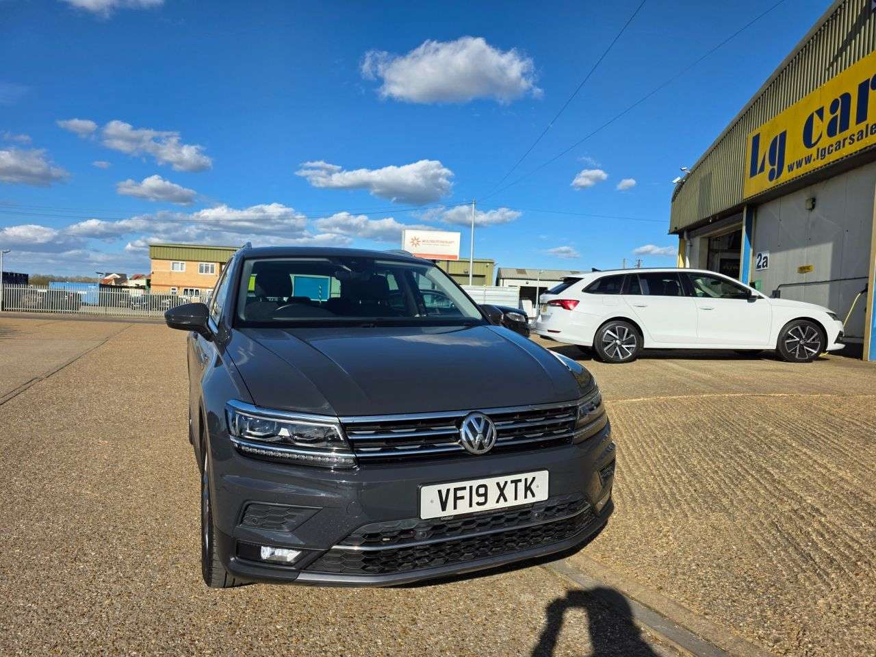 2019 VOLKSWAGEN TIGUAN 2019 VOLKSWAGEN TIGUAN