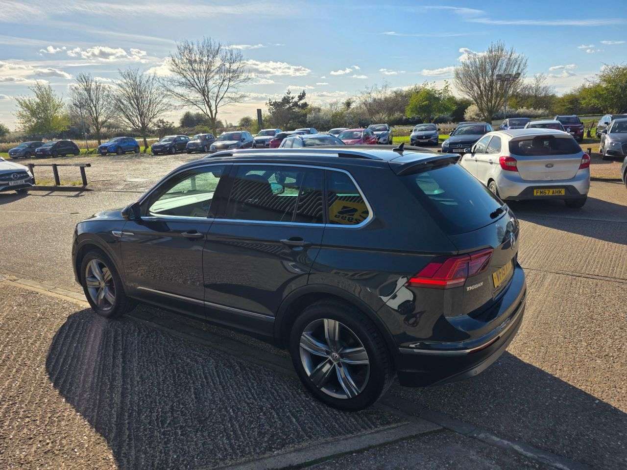 2019 VOLKSWAGEN TIGUAN 2019 VOLKSWAGEN TIGUAN