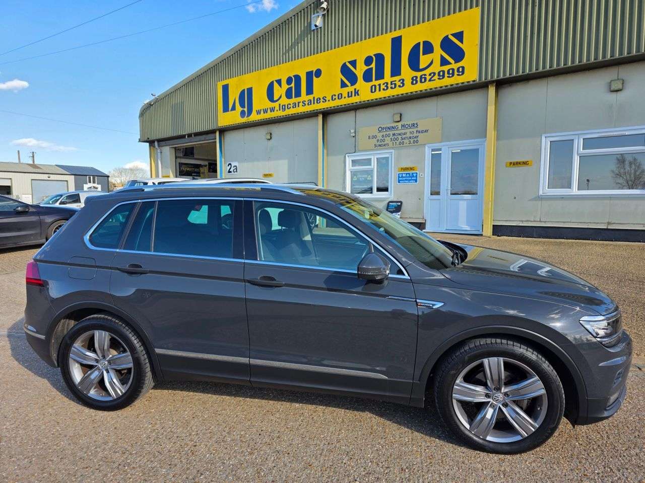 2019 VOLKSWAGEN TIGUAN 2019 VOLKSWAGEN TIGUAN