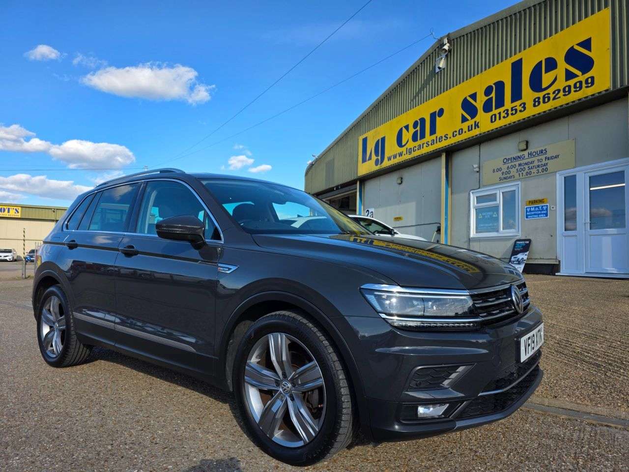 2019 VOLKSWAGEN TIGUAN 2019 VOLKSWAGEN TIGUAN