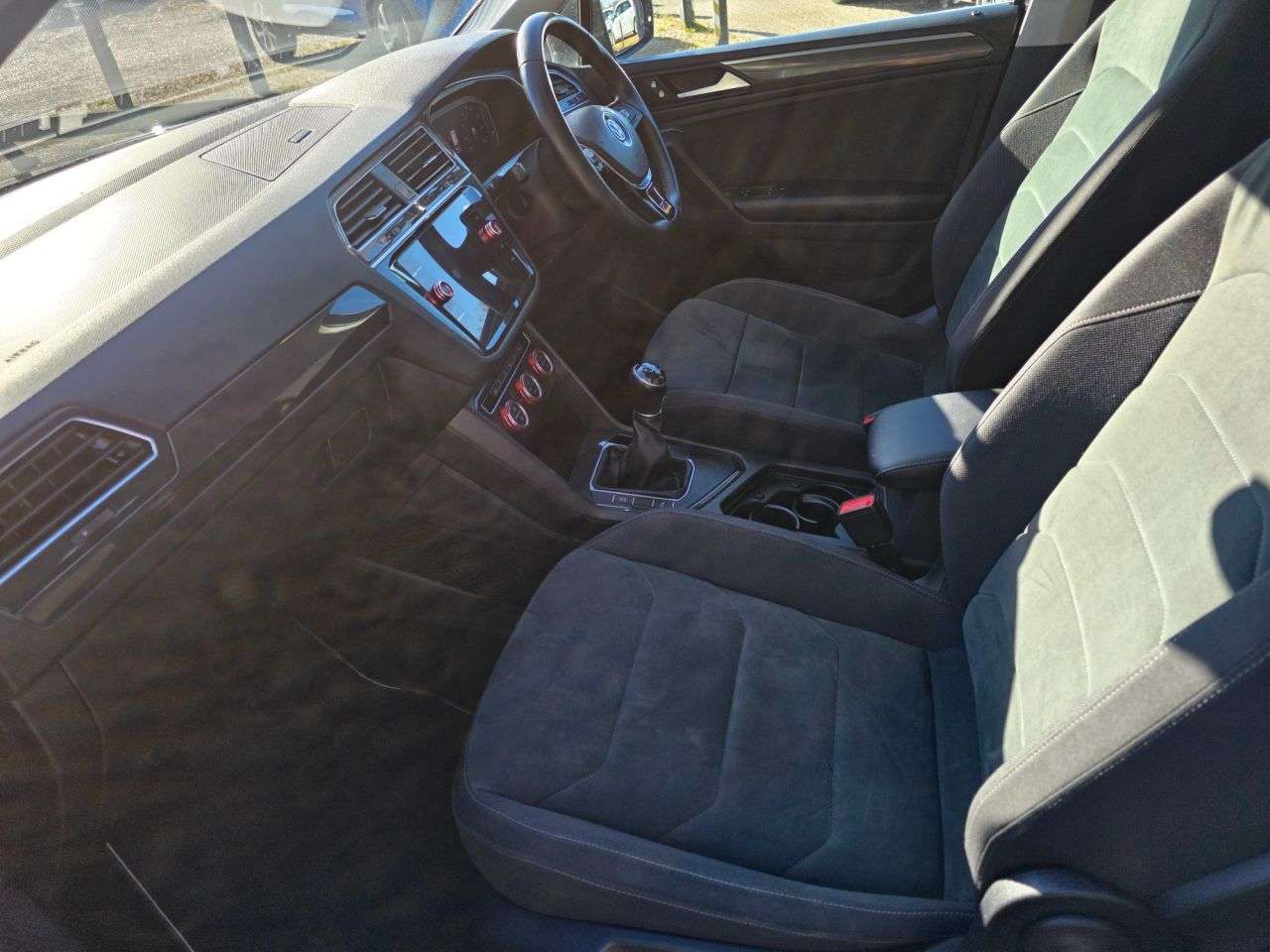 2019 VOLKSWAGEN TIGUAN 2019 VOLKSWAGEN TIGUAN