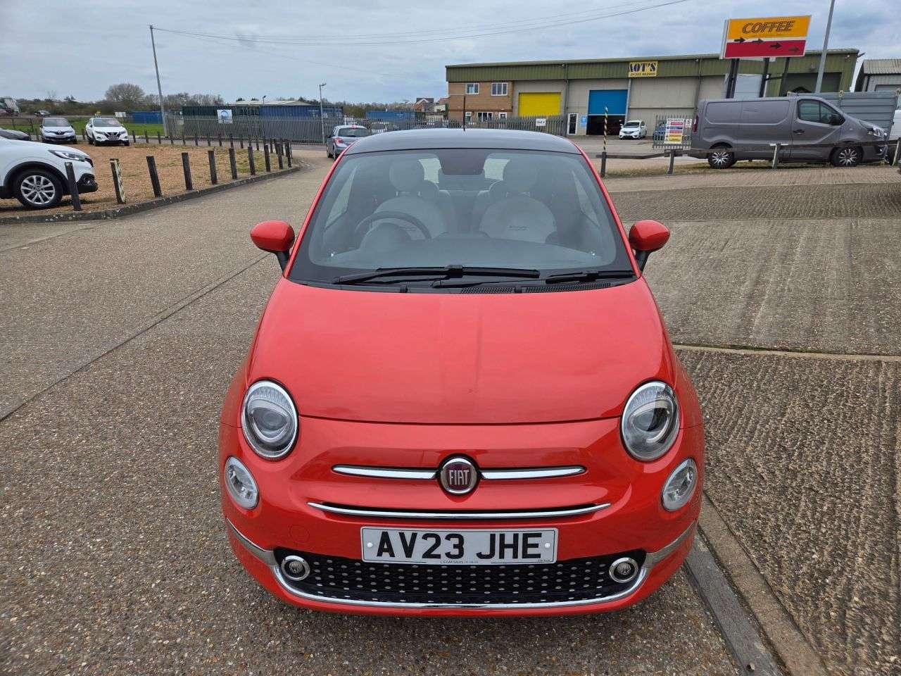 A 2023 FIAT 500 1.0 MHEV Dolcevita Hatchback 3dr Petrol Manual Euro 6 (s/s) (70 bhp) A 2023 FIAT 500 1.0 MHEV Dolcevita Hatchback 3dr Petrol Manual Euro 6 (s/s) (70 bhp)