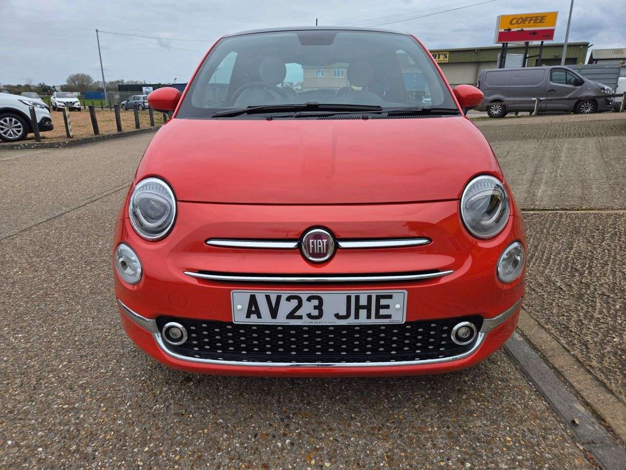 A 2023 FIAT 500 1.0 MHEV Dolcevita Hatchback 3dr Petrol Manual Euro 6 (s/s) (70 bhp) A 2023 FIAT 500 1.0 MHEV Dolcevita Hatchback 3dr Petrol Manual Euro 6 (s/s) (70 bhp)