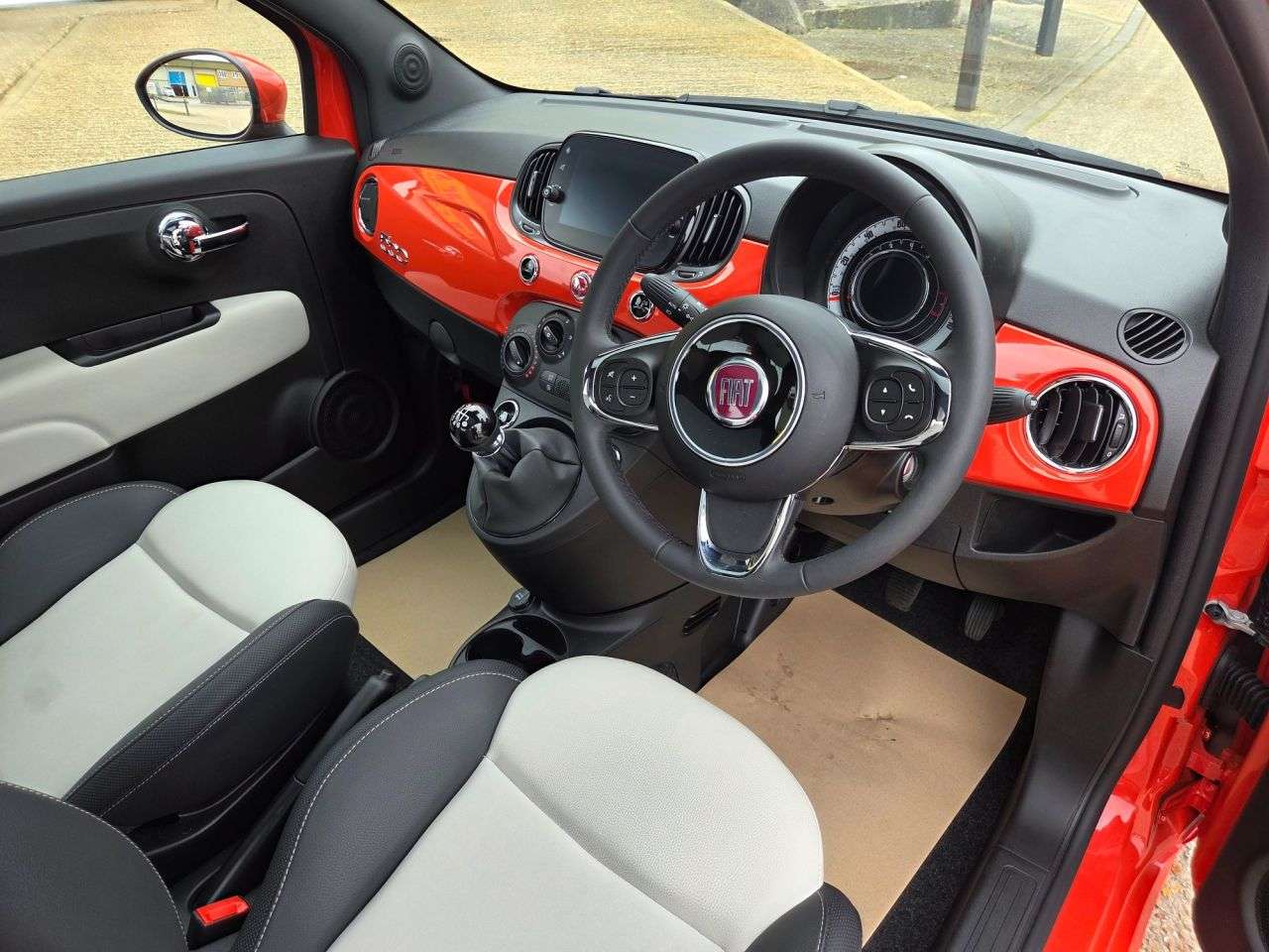 2023 FIAT 500 2023 FIAT 500