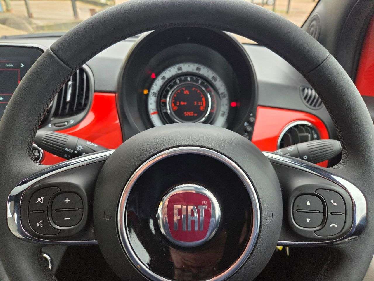 2023 FIAT 500 2023 FIAT 500