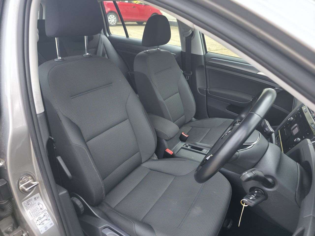 2017 VOLKSWAGEN GOLF 2017 VOLKSWAGEN GOLF