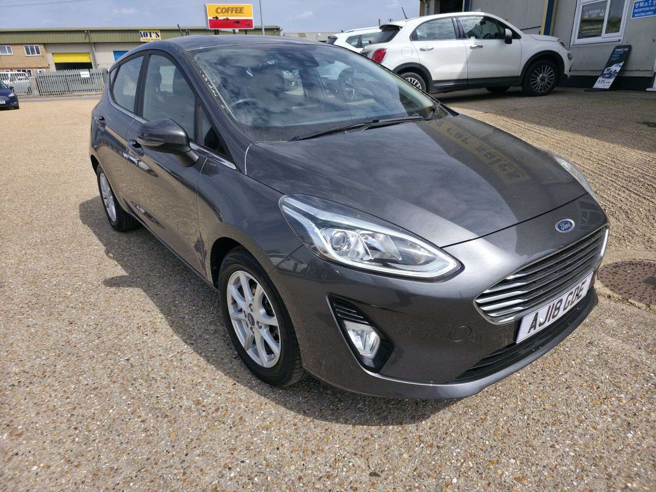 A 2018 FORD FIESTA 1.0T EcoBoost Zetec Hatchback 5dr Petrol Manual Euro 6 (s/s) (100 ps) A 2018 FORD FIESTA 1.0T EcoBoost Zetec Hatchback 5dr Petrol Manual Euro 6 (s/s) (100 ps)