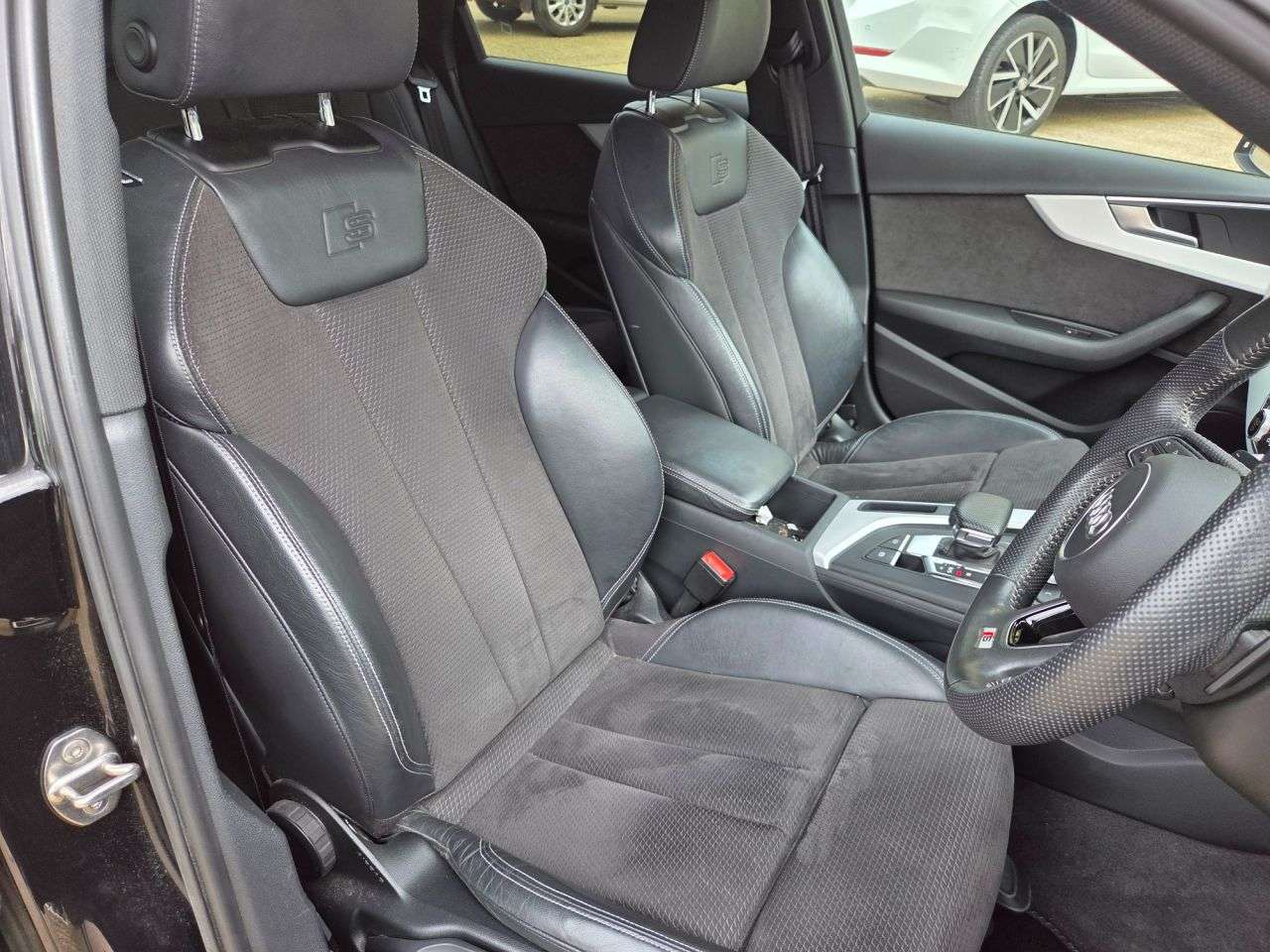 2019 AUDI A4 AVANT 2019 AUDI A4 AVANT