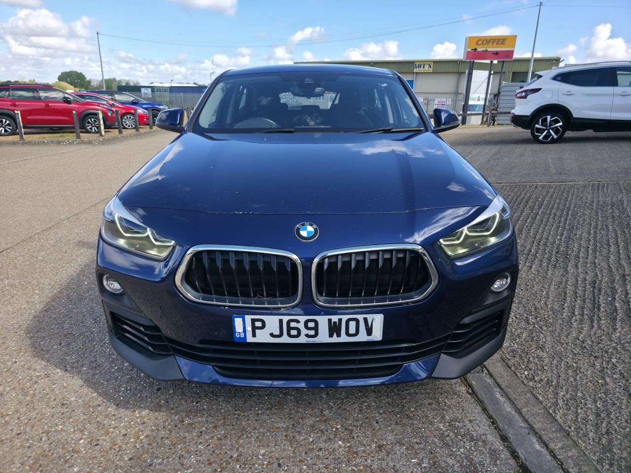 A 2019 BMW X2 1.5 18i SE SUV 5dr Petrol Manual sDrive Euro 6 (s/s) (140 ps) A 2019 BMW X2 1.5 18i SE SUV 5dr Petrol Manual sDrive Euro 6 (s/s) (140 ps)
