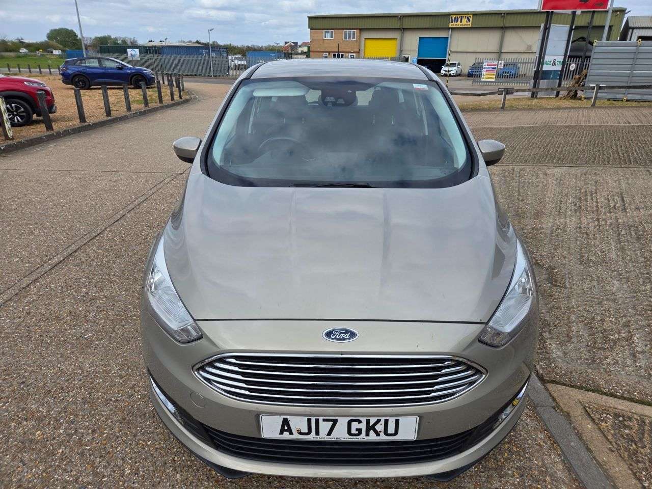 A 2017 FORD C-MAX 1.0T EcoBoost Titanium MPV 5dr Petrol Manual Euro 6 (s/s) (125 ps) A 2017 FORD C-MAX 1.0T EcoBoost Titanium MPV 5dr Petrol Manual Euro 6 (s/s) (125 ps)