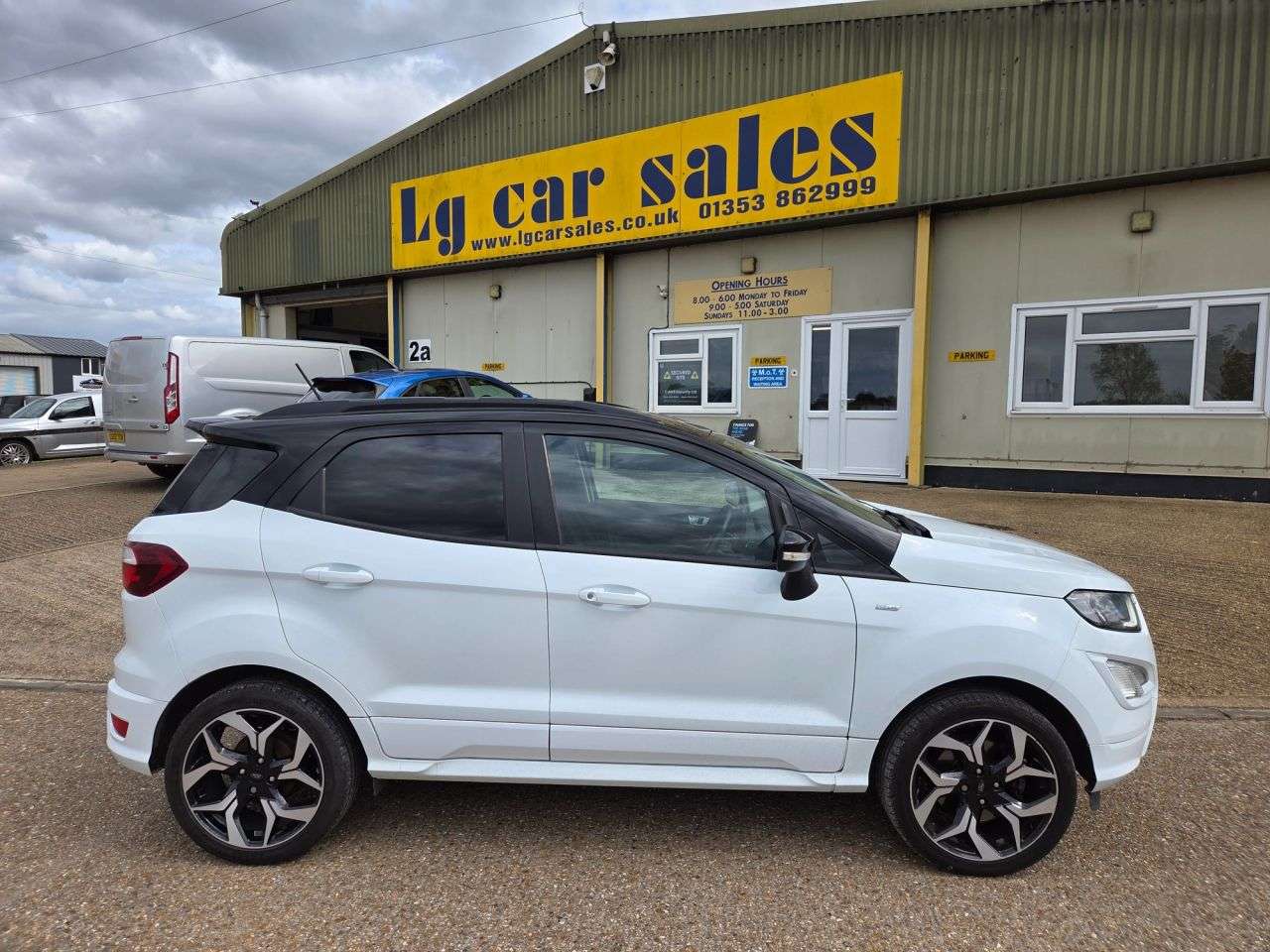 A 2018 FORD ECOSPORT 1.0T EcoBoost ST-Line SUV 5dr Petrol Manual Euro 6 (s/s) (125 ps) A 2018 FORD ECOSPORT 1.0T EcoBoost ST-Line SUV 5dr Petrol Manual Euro 6 (s/s) (125 ps)