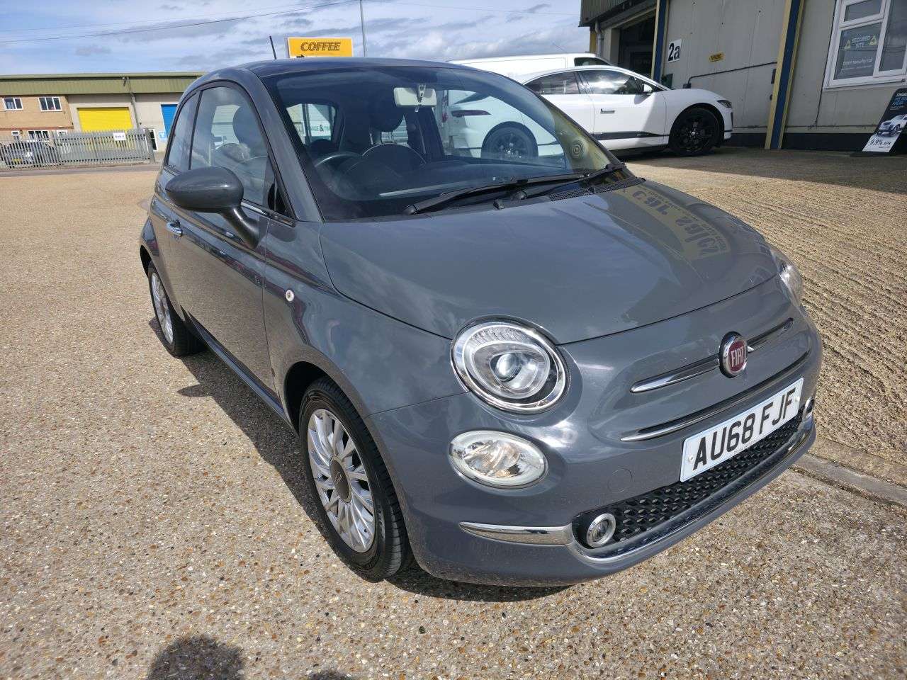 A 2018 FIAT 500 1.2 Lounge Hatchback 3dr Petrol Manual Euro 6 (s/s) (69 bhp) A 2018 FIAT 500 1.2 Lounge Hatchback 3dr Petrol Manual Euro 6 (s/s) (69 bhp)