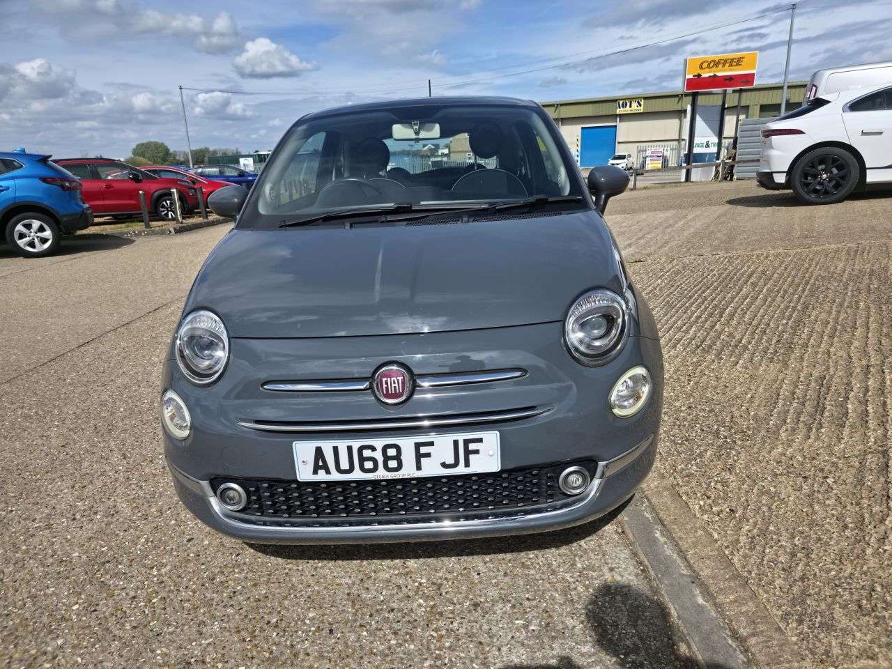 A 2018 FIAT 500 1.2 Lounge Hatchback 3dr Petrol Manual Euro 6 (s/s) (69 bhp) A 2018 FIAT 500 1.2 Lounge Hatchback 3dr Petrol Manual Euro 6 (s/s) (69 bhp)