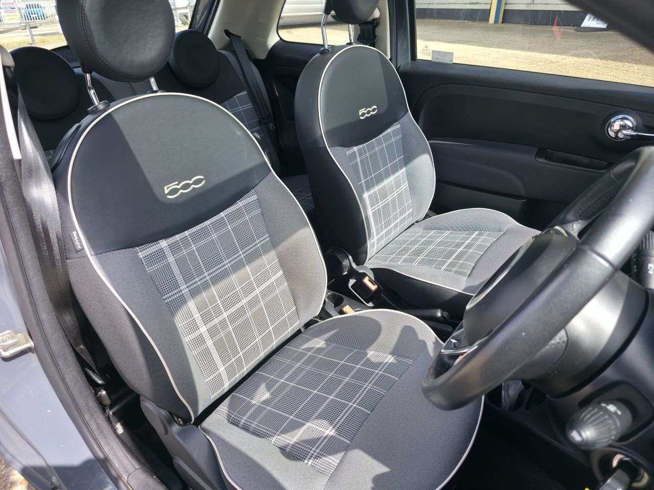 2018 FIAT 500 2018 FIAT 500