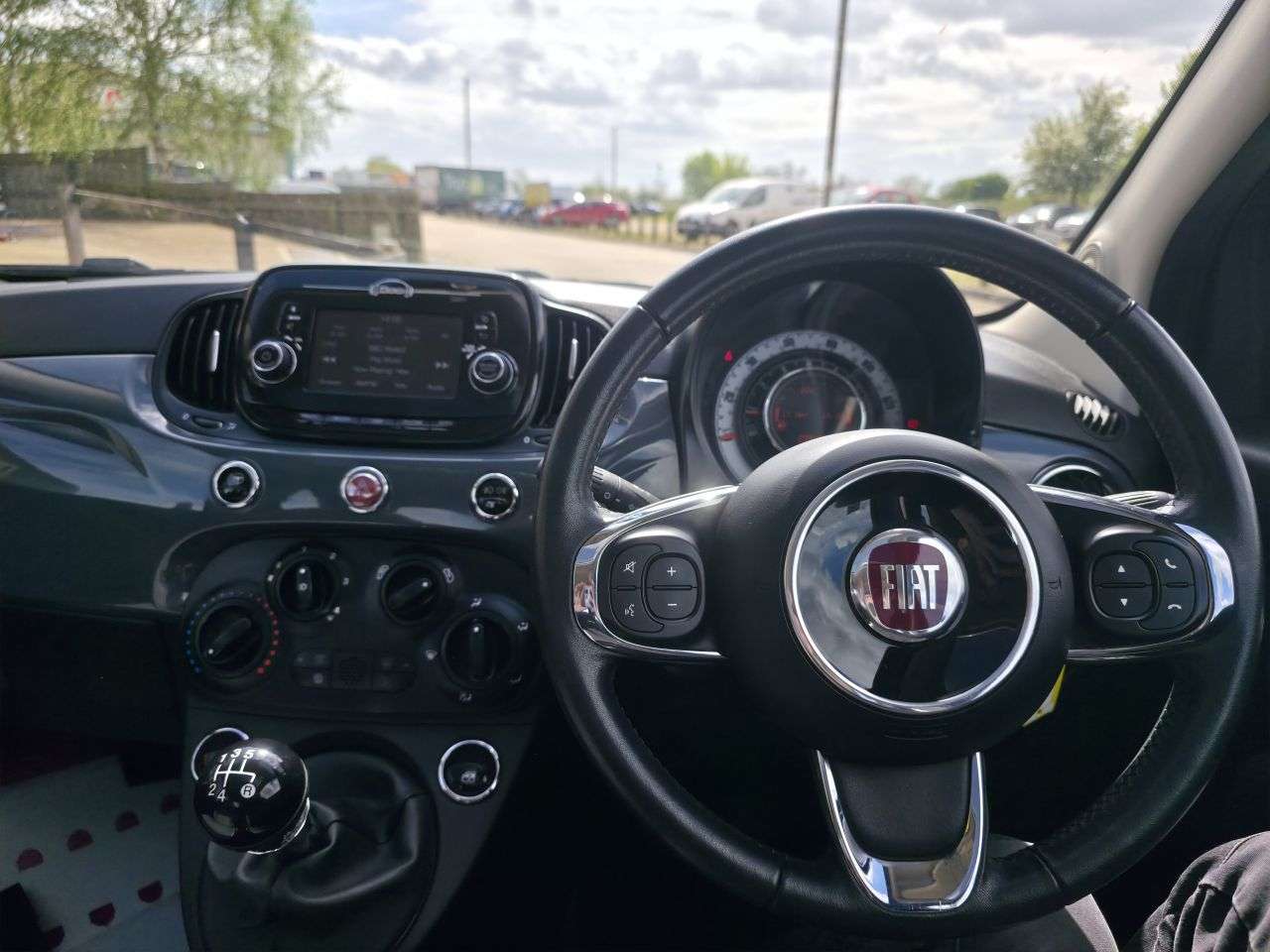 2018 FIAT 500 2018 FIAT 500