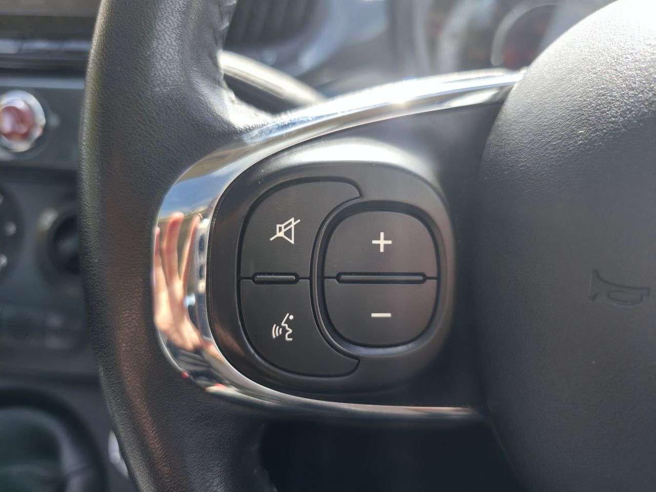 2018 FIAT 500 2018 FIAT 500