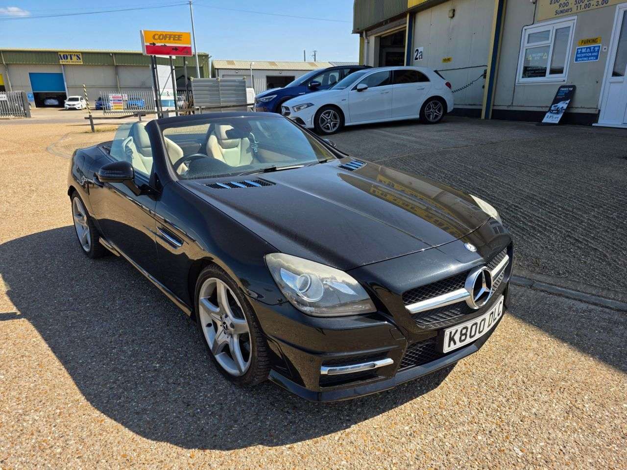 A 2012 MERCEDES-BENZ SLK 2.1 SLK250 CDI BlueEfficiency AMG Sport Convertible 2dr Diesel G-Tronic+ Eu A 2012 MERCEDES-BENZ SLK 2.1 SLK250 CDI BlueEfficiency AMG Sport Convertible 2dr Diesel G-Tronic+ Eu