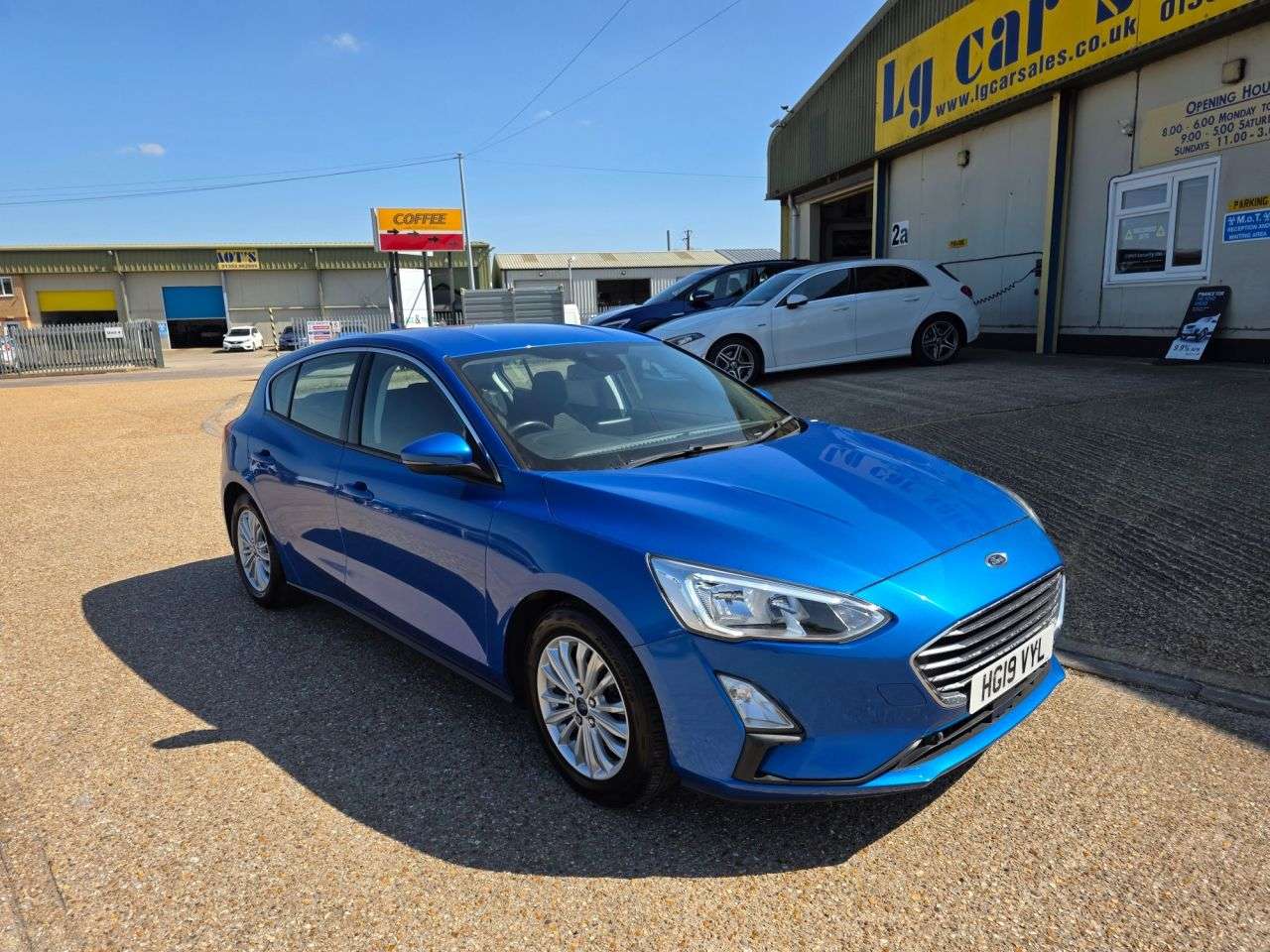 A 2019 FORD FOCUS TITANIUM A 2019 FORD FOCUS TITANIUM