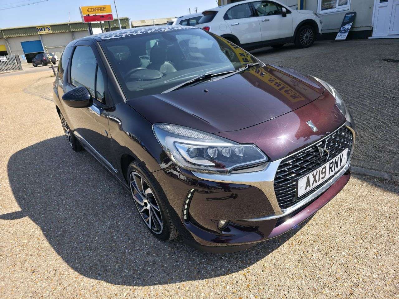 A 2019 DS AUTOMOBILES DS 3 1.2 PureTech Forever Hatchback 3dr Petrol EAT6 Euro 6 (s/s) (110 ps) A 2019 DS AUTOMOBILES DS 3 1.2 PureTech Forever Hatchback 3dr Petrol EAT6 Euro 6 (s/s) (110 ps)