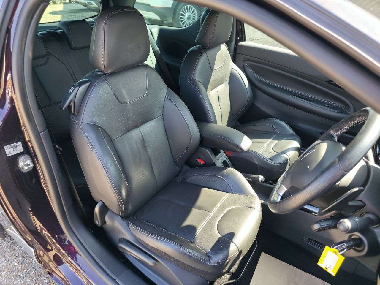 2019 DS AUTOMOBILES DS 3 2019 DS AUTOMOBILES DS 3