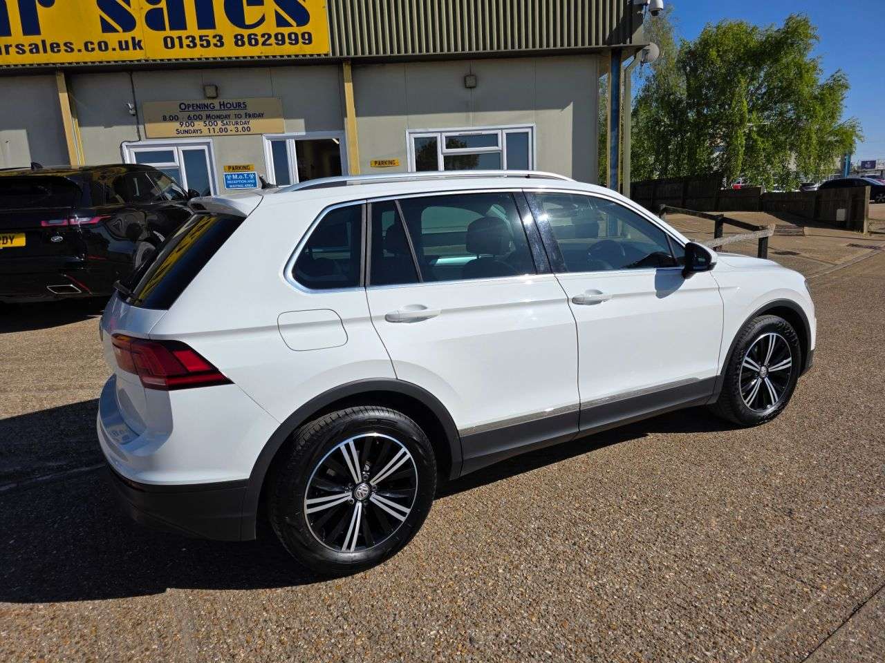2018 VOLKSWAGEN TIGUAN 2018 VOLKSWAGEN TIGUAN