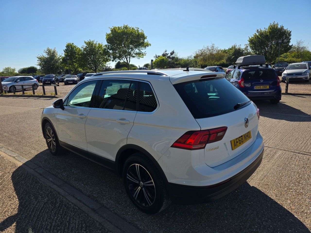 2018 VOLKSWAGEN TIGUAN 2018 VOLKSWAGEN TIGUAN