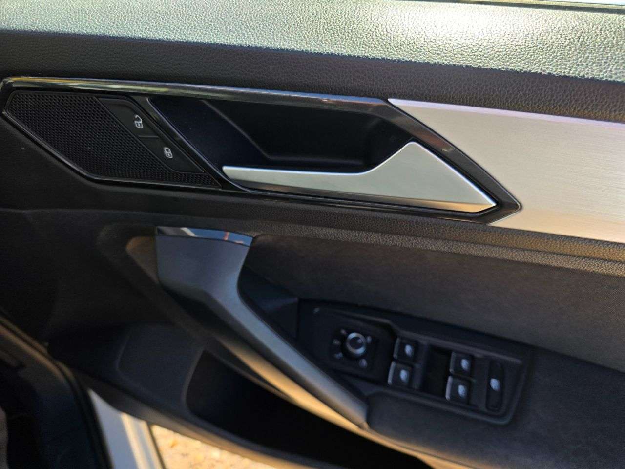 2018 VOLKSWAGEN TIGUAN 2018 VOLKSWAGEN TIGUAN